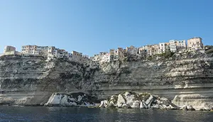 Coastal Cityscape Photography Drucke: Historic centre by the chalk cliffs