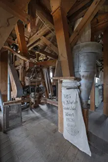 European Historic Sites Drucke: Historic plansifter in a former corn mill