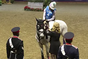 Horse Riding In Winter Drucke: Holly Jacks of Canada