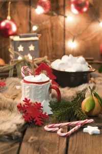 Hot Chocolate Drucke: Hot chocolate with marshmallows