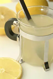 Healthy Weight Loss Tips Drucke: Hot lemon against colds