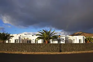 Southern Europe Tourist Destination Drucke: Hotel and apartment complex in the evening light