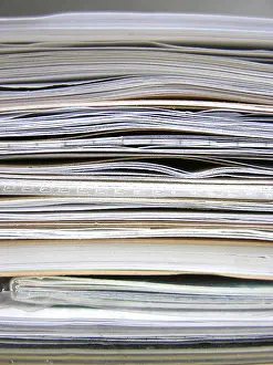 Office Organisation Tips Drucke: A huge pile of documents