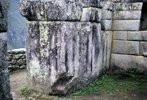 Historic Peruvian Architecture Drucke: Huge stone blocks used in Inca masonry