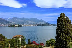 Italian Lakes Scenery Drucke: ibljwt13130892.jpg
