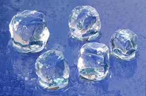 Hoarfrost Images Drucke: Ice cubes