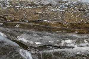 Frozen Cityscape Sweden Drucke: Ice structures on a rock, Storsjon