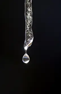 Environmental Protection Tips Drucke: Icicle in thaw