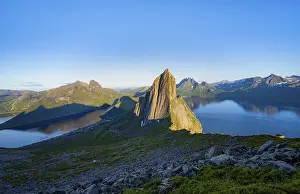 Scandinavian Nature Images Drucke: Iconic mountain Segla with steeply sloping cliffs
