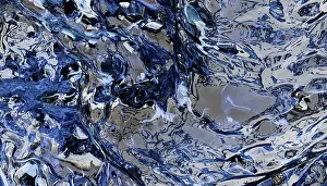 Contemporary Artistic Illustration Drucke: This image features an abstract interplay of blue and gray tones