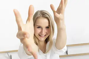 Young Dancer Drucke: An image of a female dancer in action