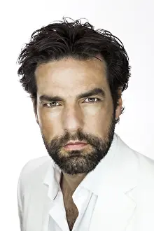 Self Confident Male Drucke: An image of a handsome man with a beard
