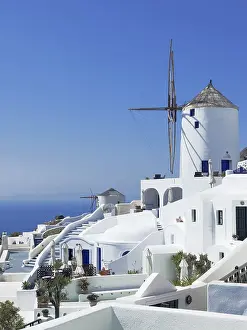 Greek Island Scenery Drucke: An image of a nice mill at Santorini Greece