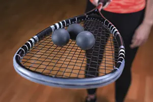 Sportswear Clothing Drucke: Image of racket and three squash balls