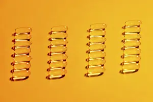 Medical Care Products Drucke: The image showcases multiple rows of clear