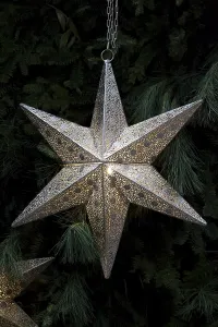 No People In Bloom Drucke: An image of a silver christmas star