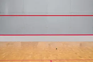 Fitness Studio Image Drucke: Image of a squash court. Nobody