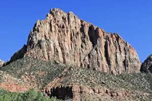 National Parks In USA Drucke: Impressive mountain range under clear blue sky
