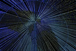 Bilder Datiert 20. Januar 2024: Im Inneren des ILLUMI Baumes, Lichtshow.
