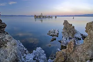 Mono Lake Rock Formations Drucke: Interesting tuff rock formations