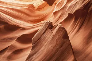 Arizona Rock Formations Drucke: Interior of Antelope Canyon, woderful orange waves made of stone