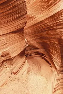 Arizona Desert Landscape Drucke: Interior of Antelope Canyon, woderful orange waves made of stone