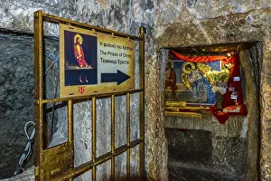 Abandoned Urban Environment Drucke: Interior scene of christ prison