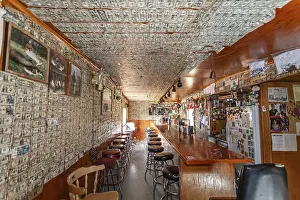 US Dollar Banknote Drucke: Interior shot of a pub lined with dollar notes