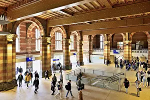 Main Train Station Netherlands Drucke: Interior view of Centraal Station