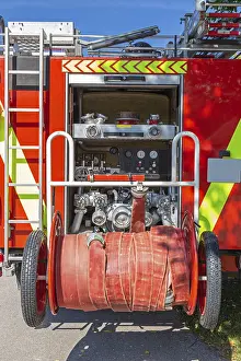 Healthcare System Equipment Drucke: Interior view of a fire engine