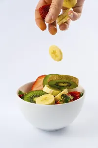Kiwi Fruit Nutrition Drucke: Introducing ingredients from above