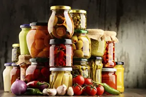 Canned Goods Drucke: Jars with variety of pickled vegetables