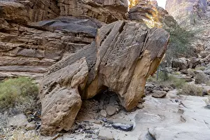 Saudi Arabia Rock Art Drucke: Jebel Ikmah largest open library