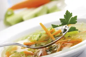 Still Life Cuisine Drucke: Julienned vegetable soup