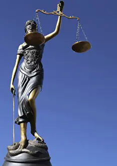 Plain Colored Background Art Drucke: Justice exempted