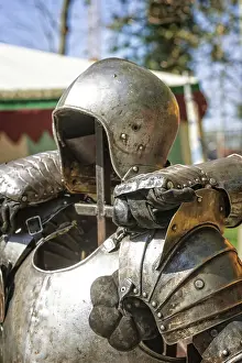 Medieval Warrior Drucke: Knight armor