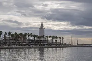 Häfen Drucke: Die Farola, Leuchtturm am Hafen.