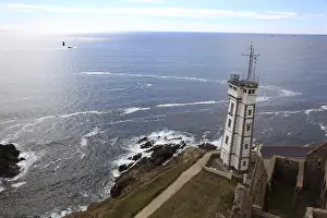 Brittany Coastal Scenery Drucke: At La Pointe Saint-Mathieu, view of the Semaphore from the lighthouse