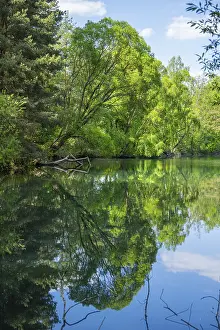 European Lake Reflection Drucke: Lake with reflection of the landscape