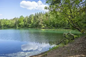 Bavarian Waterfront Scene Drucke: Lake with reflection of the landscape
