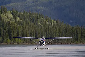 Deserted River Landscape Photo Drucke: Landing float plane, bush plane