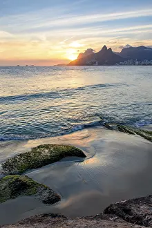 Rio De Janeiro Beaches Drucke: Landscape of the beaches of Arpoador