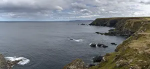 British Coastal Landscapes Drucke: A landscape view of the cliffs and coastline of St