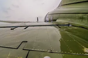 Propeller Airplane Drucke: Large airplane body and propeller engine