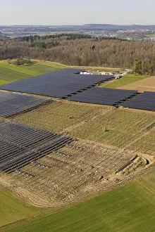 Solar Energy Farm Drucke: Large area with solar panels and open fields