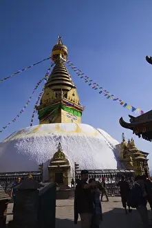 Tibetan Buddhism Architecture Drucke: Large Buddhist stupa with flags