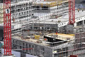 Labourer At Work Drucke: Large construction site