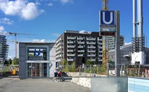 Hamburg Germany Drucke: Large construction site at Uberseequartier