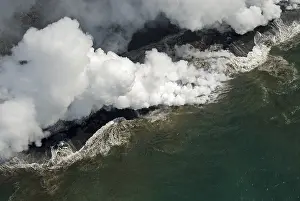 Drucke von Lava fließt in den Pazifischen Ozean, Kilauea, Big Island, Hawaii, Vereinigte Staaten Hawaii Drucke: Lava fließt in den Pazifischen Ozean.