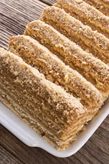 Empty Plate Desserts Drucke: Layered caramel cake